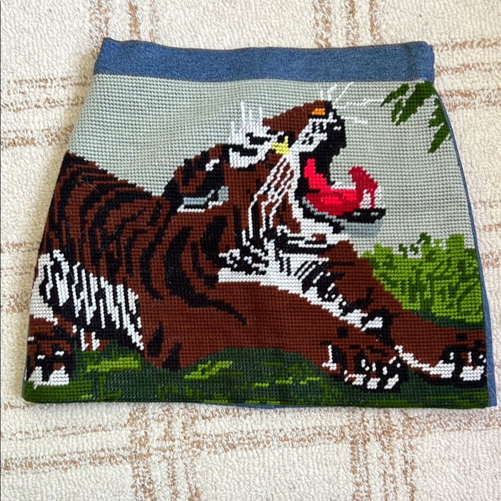 Blue Silver needlepoint Mini Denim Skirt with Tiger - Picture 2 of 2